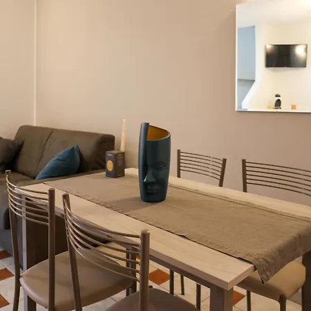 Rivamincio Apartment